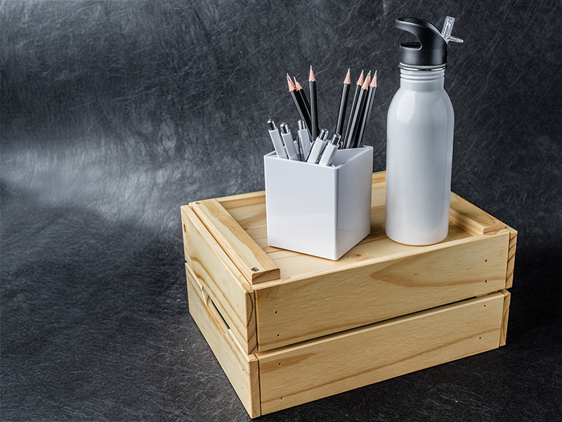 Gravure et impression UV sur bois