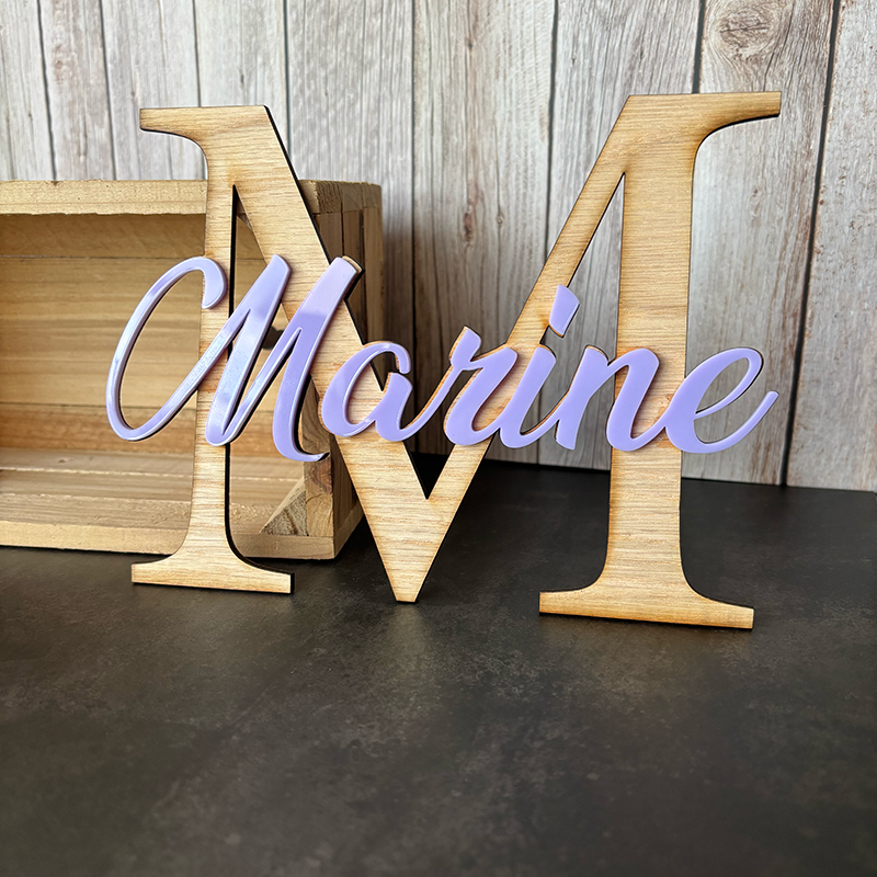 Lettre en bois avec prénom