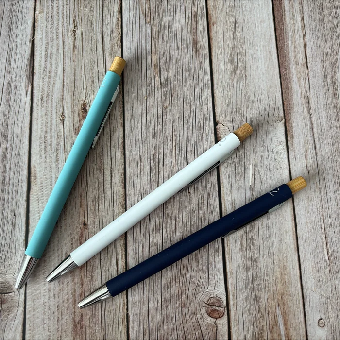 Stylo gravé au laser par Kallima Design à Moncoutant.