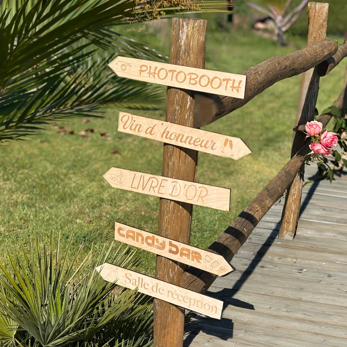 panneau signalisation mariage bois personnalisable